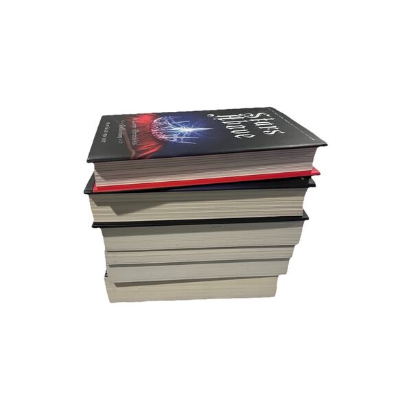 Books Marissa Meyer THE LUNAR CHRONICLES Mixed Set of 6 Cinders Series - Picture 6 of 6